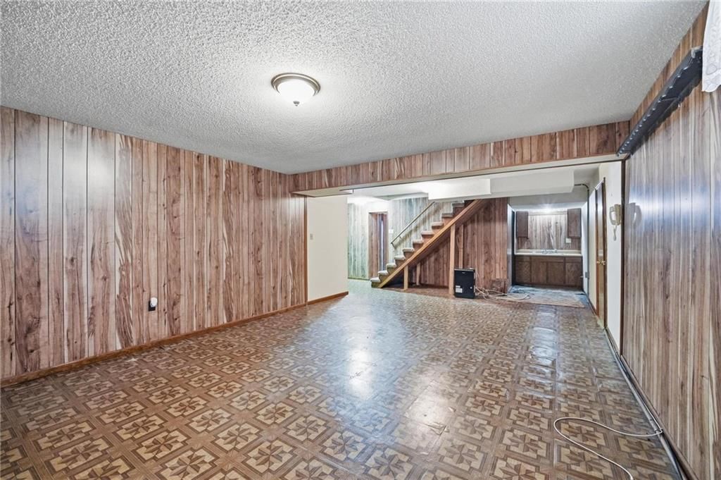 2622 Mohican Avenue — photo 41