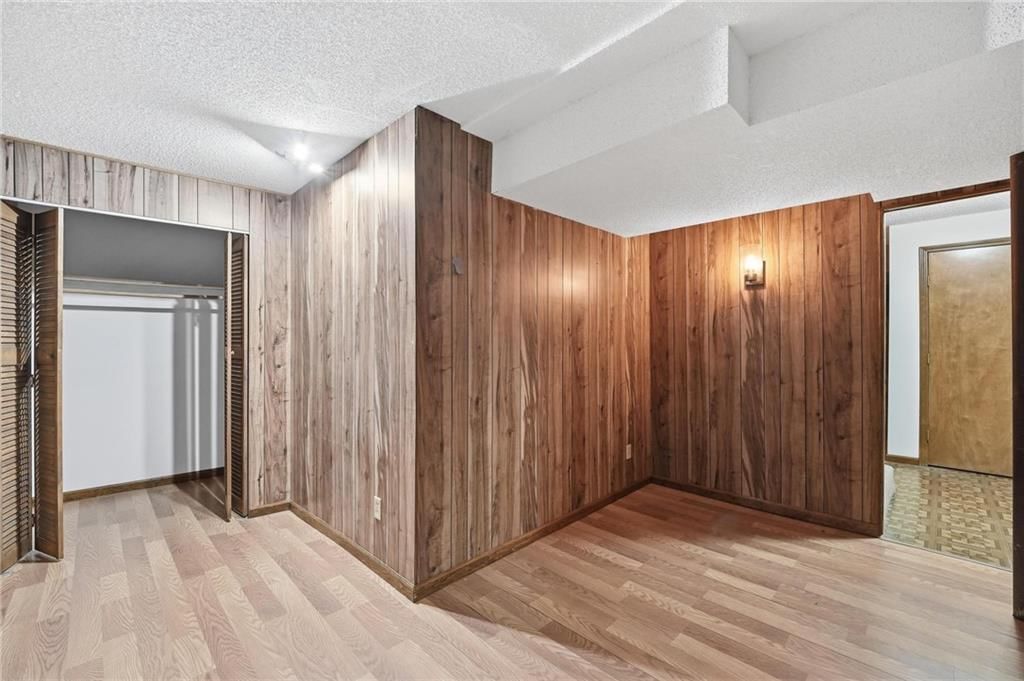 2622 Mohican Avenue — photo 44