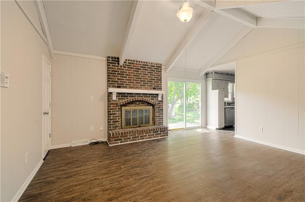 300 Parkwood Drive — photo 8