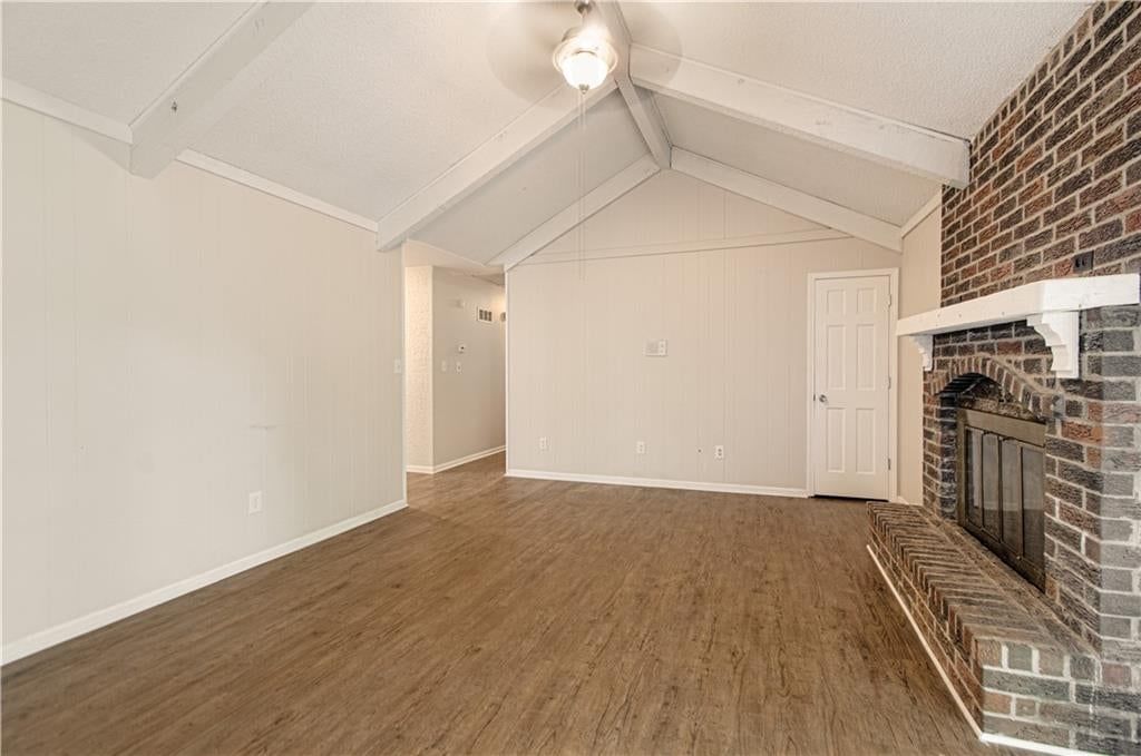 300 Parkwood Drive — photo 9