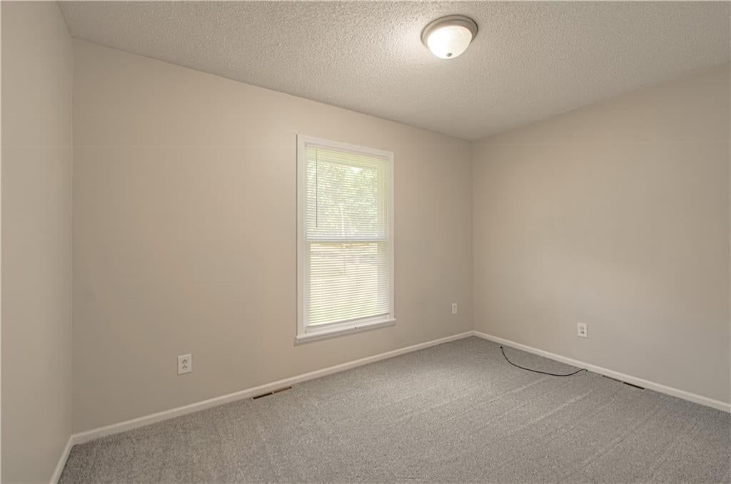 300 Parkwood Drive — photo 18