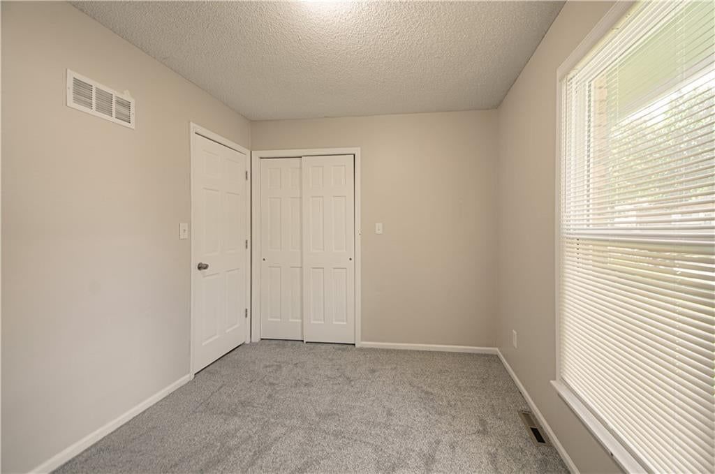 300 Parkwood Drive — photo 19