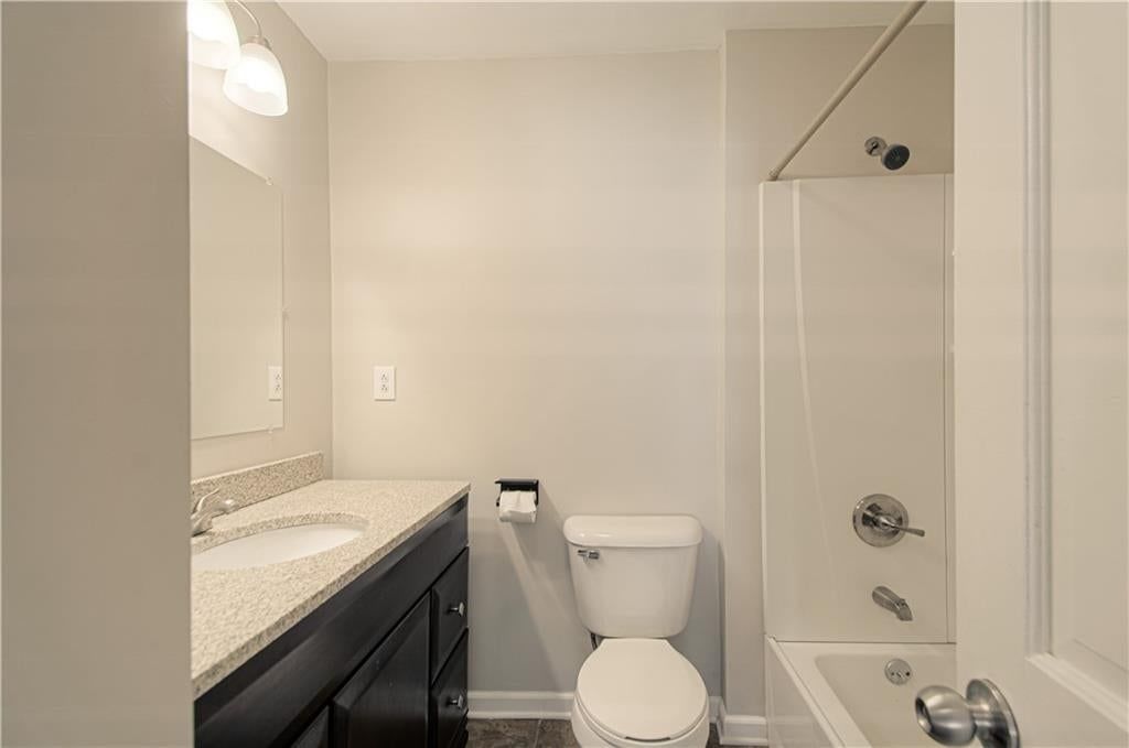 300 Parkwood Drive — photo 20