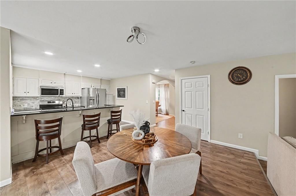 4927 Brockway Street — photo 11