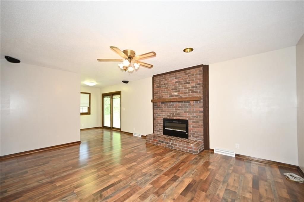 520 Thomas Drive — photo 13
