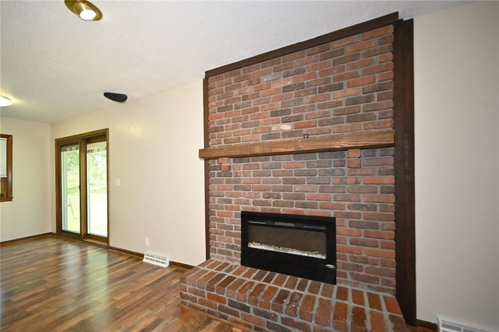 520 Thomas Drive — photo 14