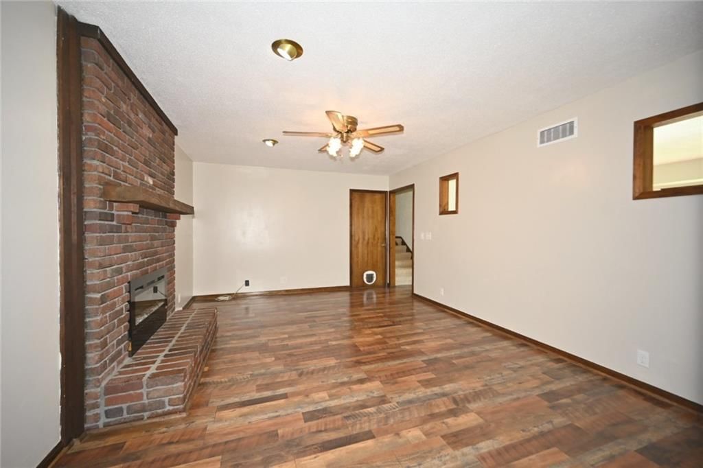 520 Thomas Drive — photo 15