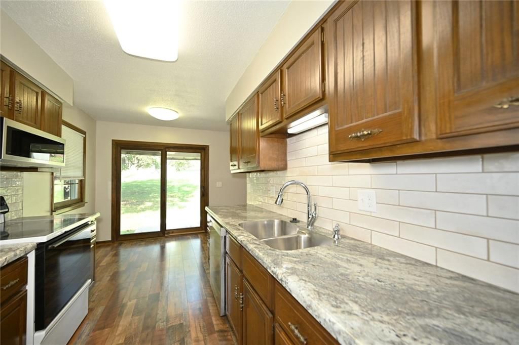 520 Thomas Drive — photo 22