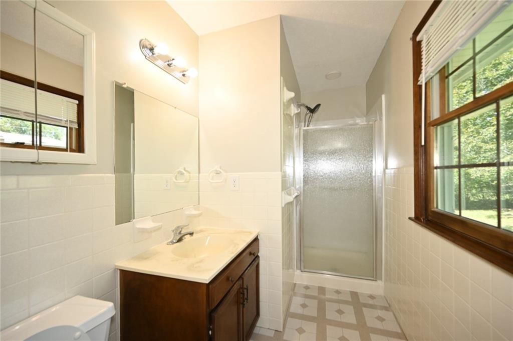 520 Thomas Drive — photo 30
