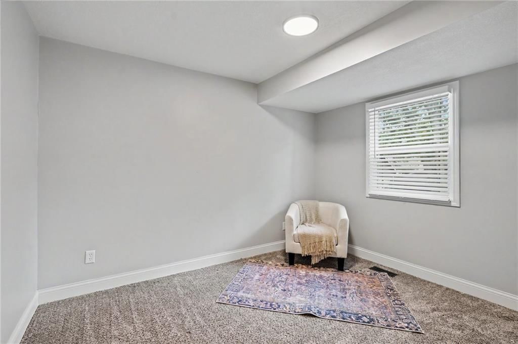 824 Indiana Street — photo 14