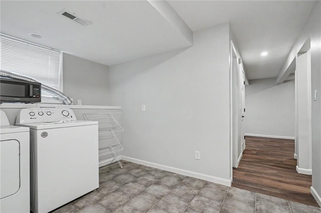 824 Indiana Street — photo 31