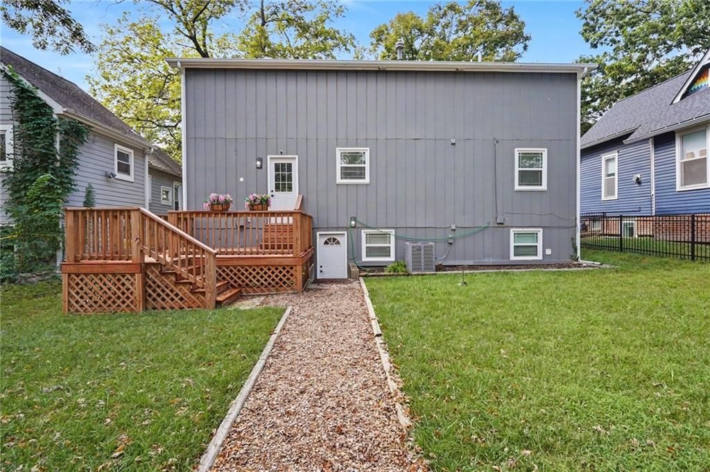 824 Indiana Street — photo 35