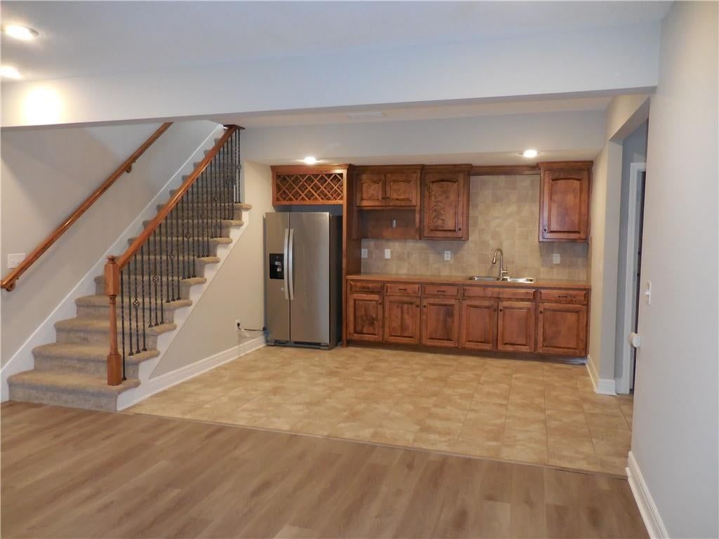 1446 Brompton Lane — photo 28