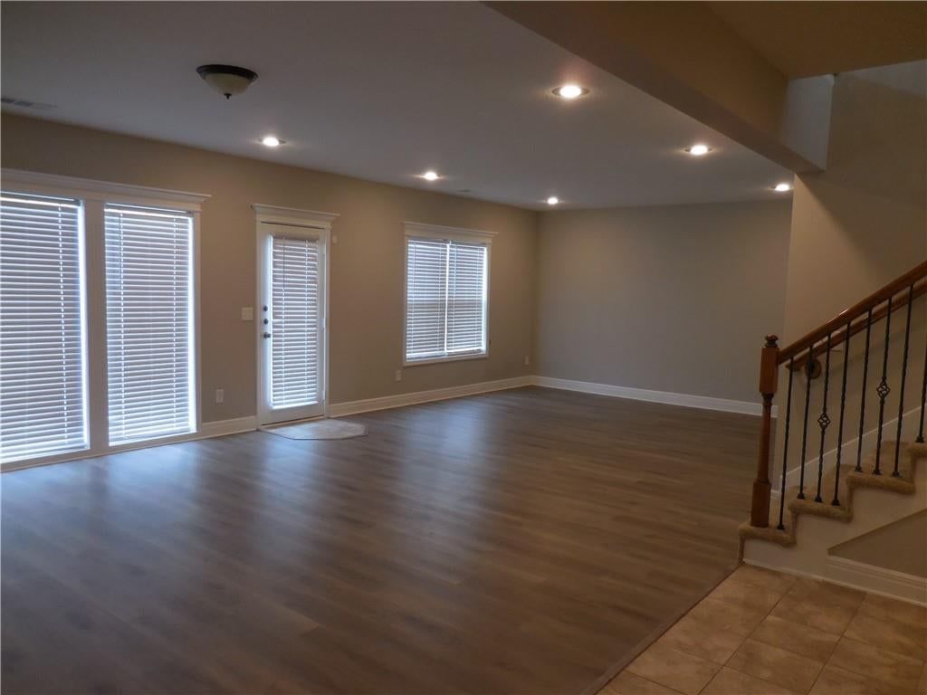 1446 Brompton Lane — photo 31