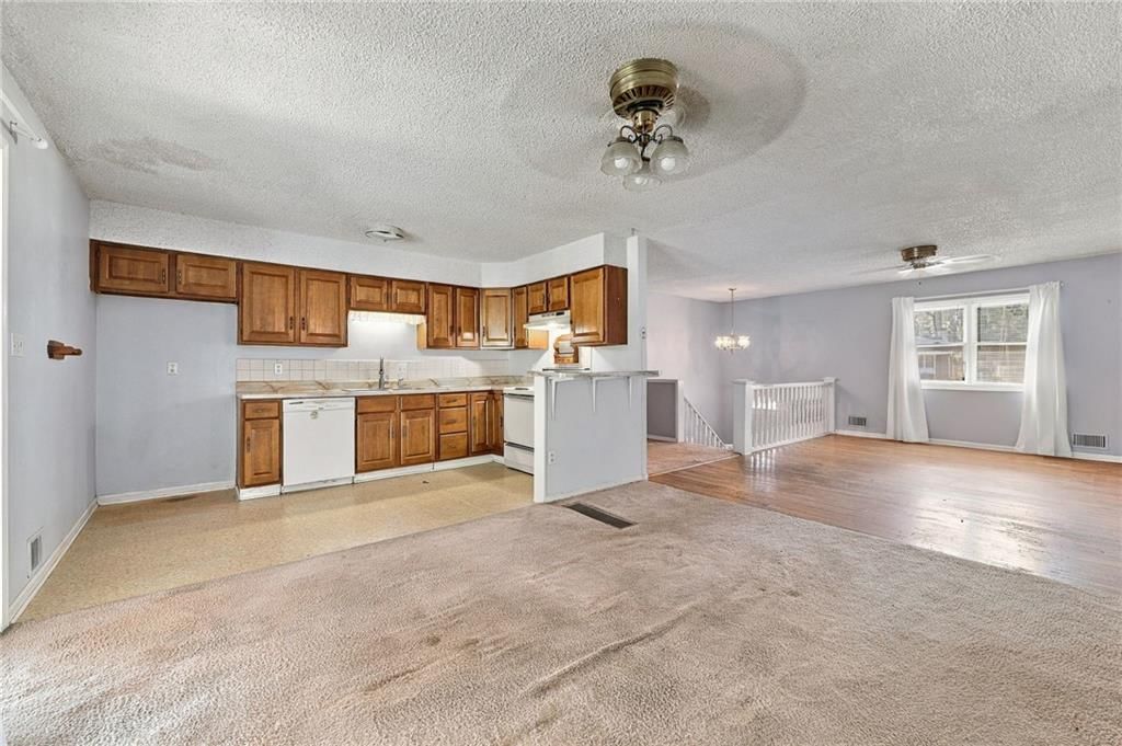 4831 Reeder Street — photo 11