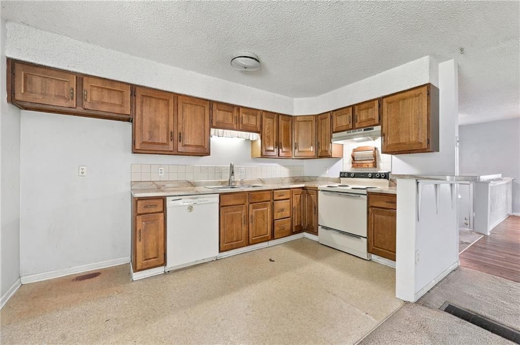 4831 Reeder Street — photo 13