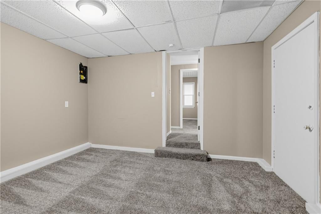 Photo 25 of 31 - 7415 W 61st Street, Overland Park, KS 66202