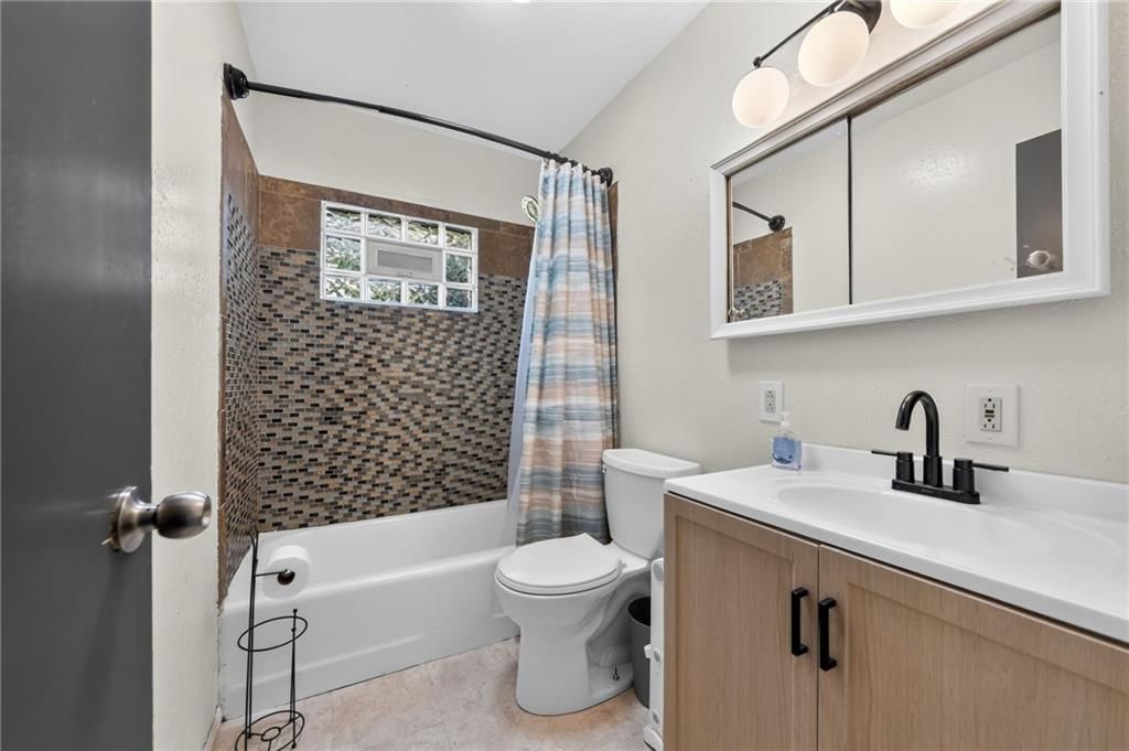 1008 N 14th Street — photo 17