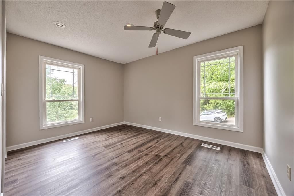 5409 NW Fox Hill Road — photo 16