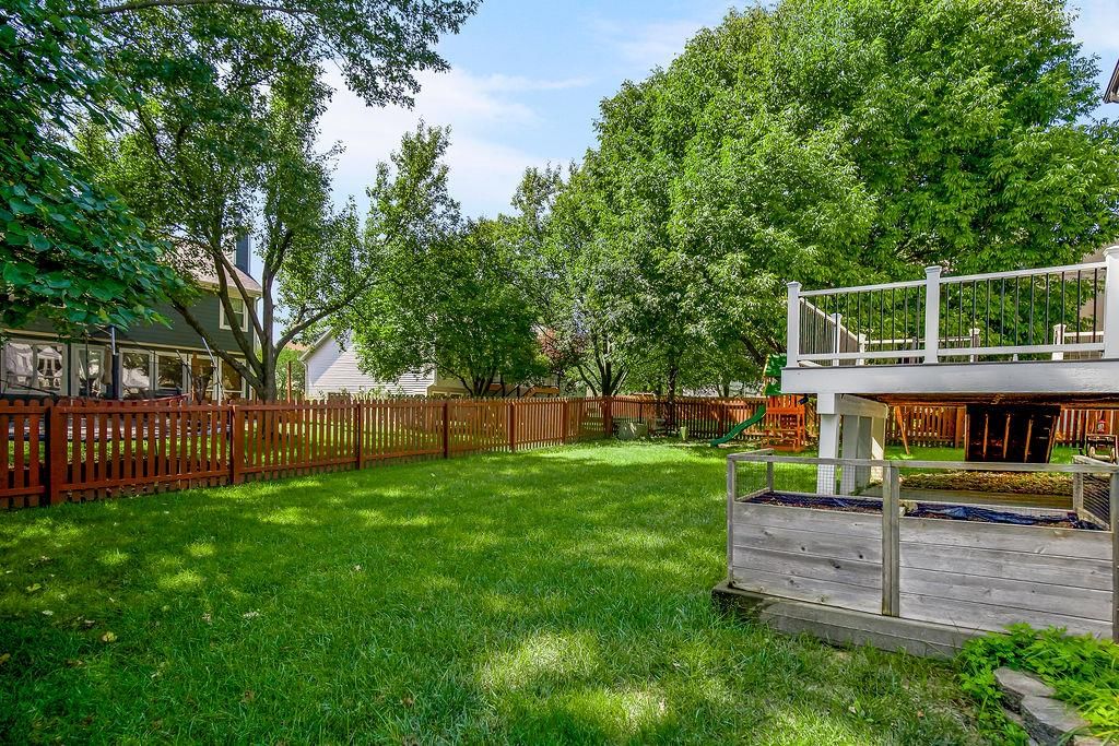 22613 W 49TH Terrace — photo 32