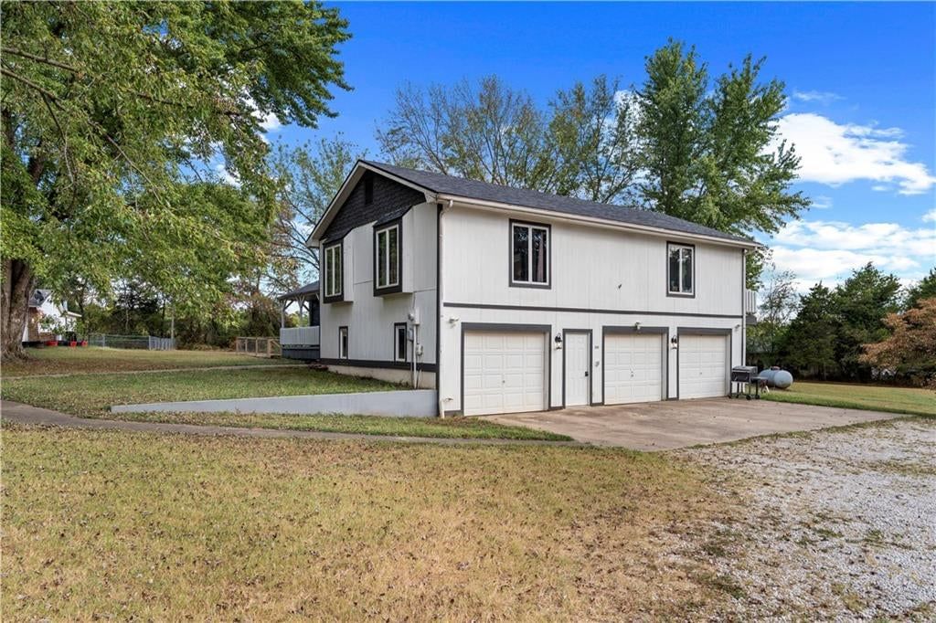 16372 S 1338 Road — photo 8