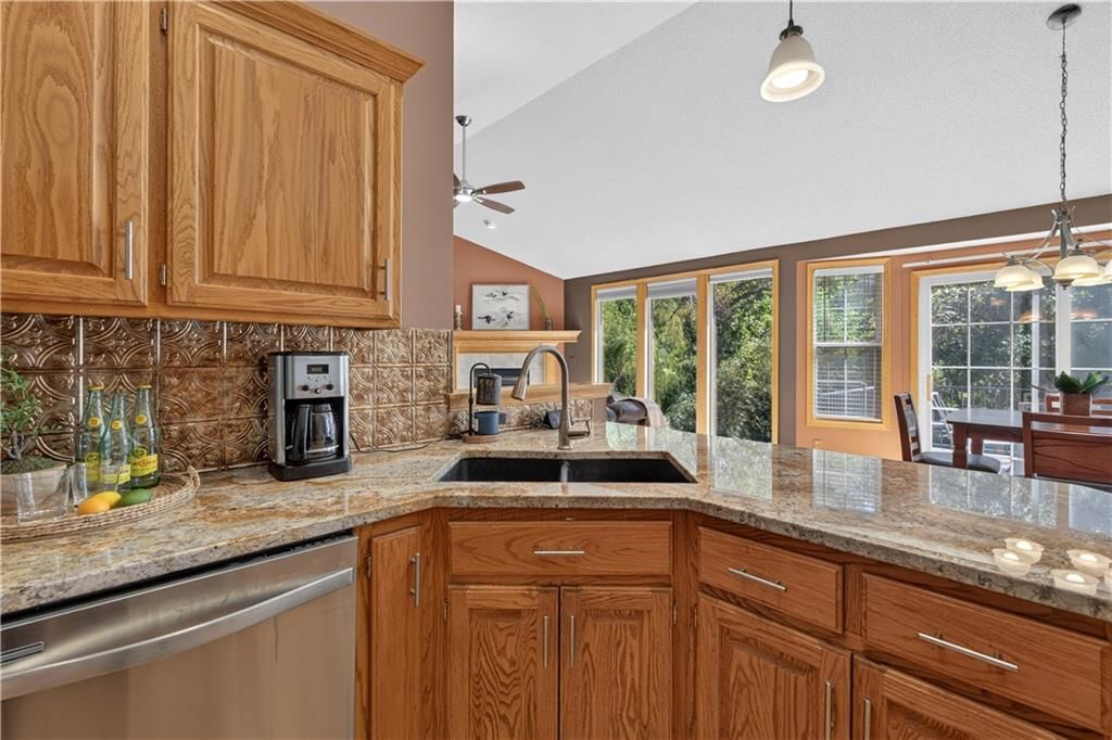 2704 NW Mill Drive — photo 15