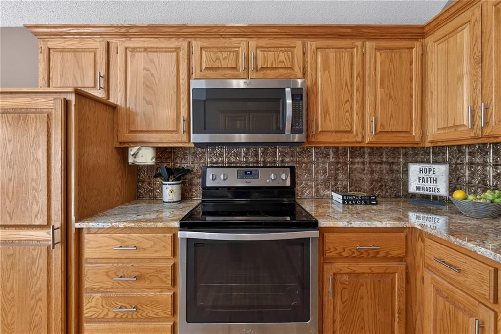 2704 NW Mill Drive — photo 16