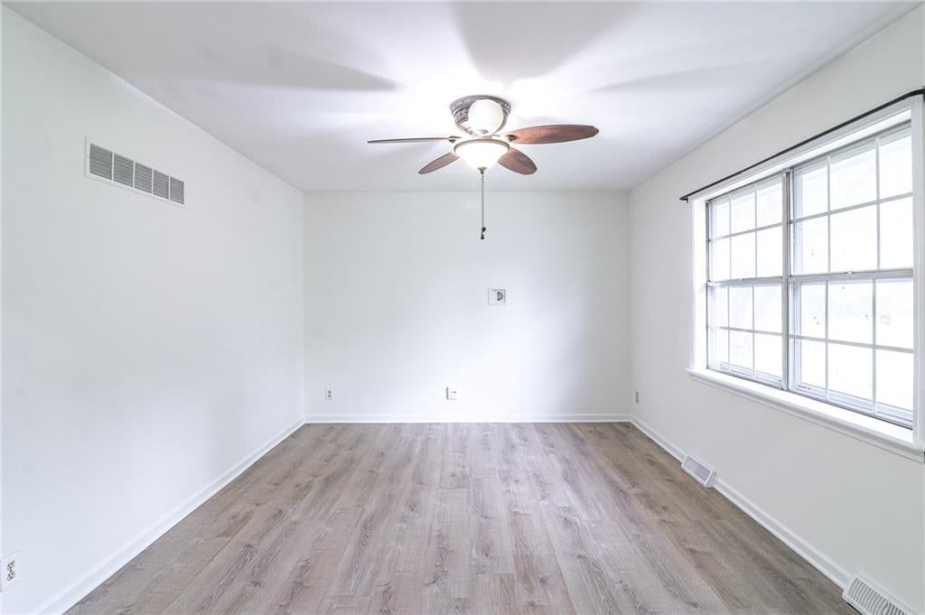 1315 SE Alice Street — photo 3