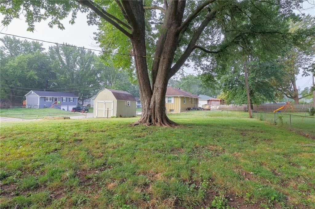 1315 SE Alice Street — photo 23