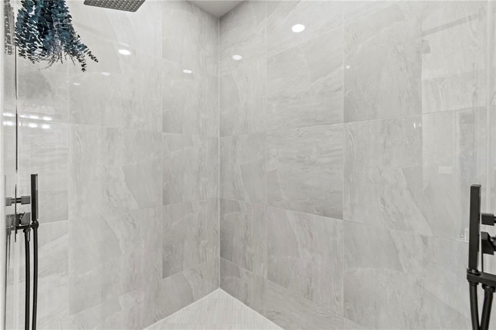 9608 NE 92nd Street — photo 31