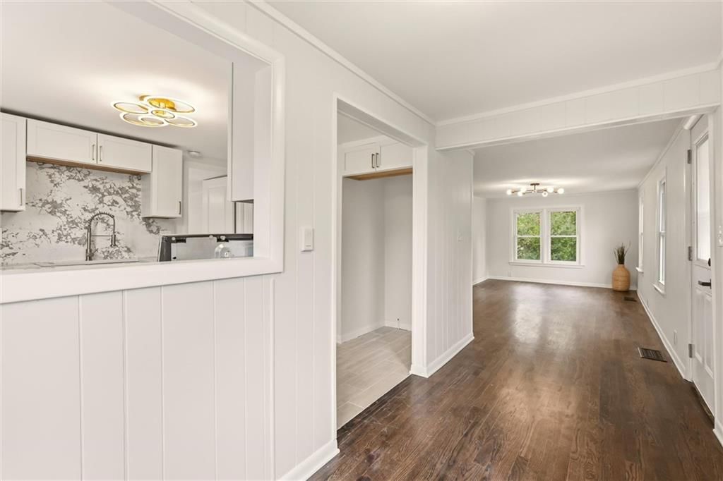5224 England Street — photo 9