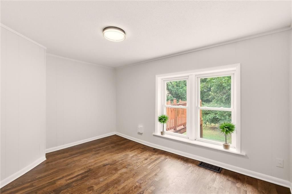 5224 England Street — photo 17