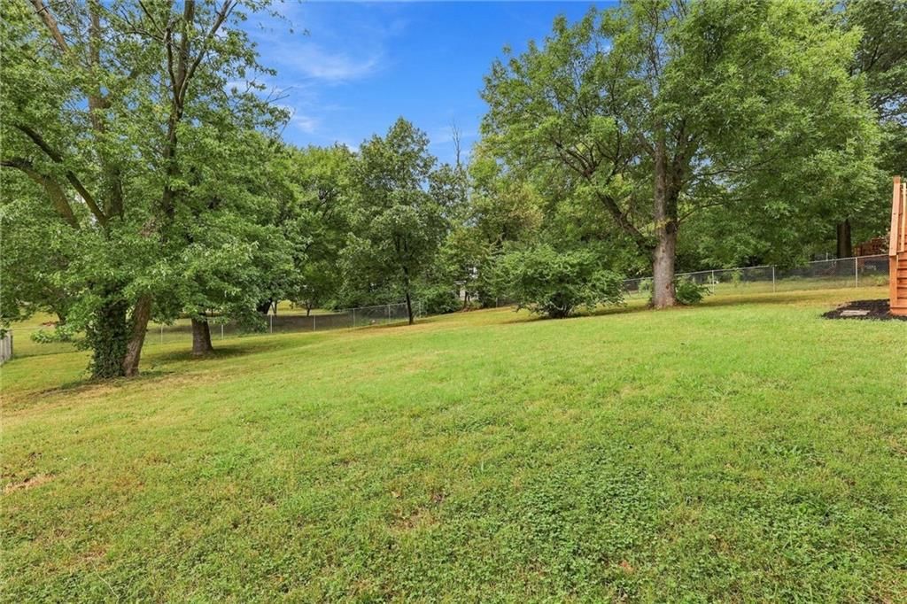 5224 England Street — photo 24