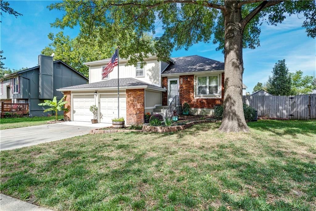 724 Valerie Lane — photo 28