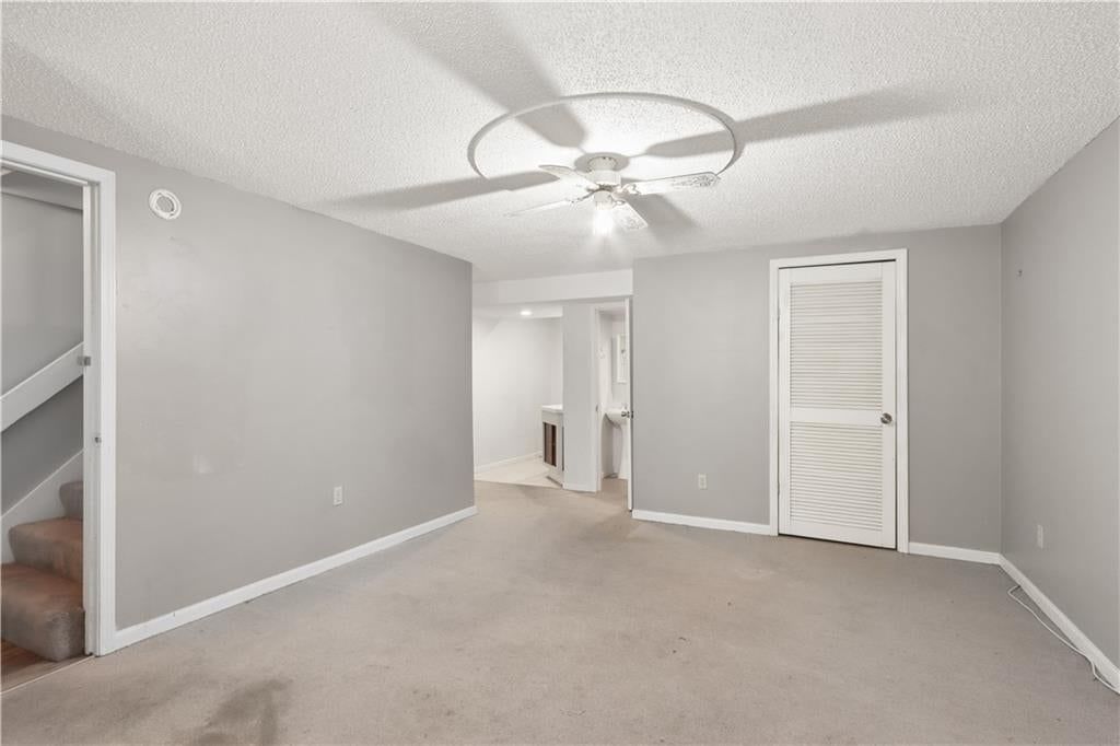 9926 N CHERRY Drive — photo 9