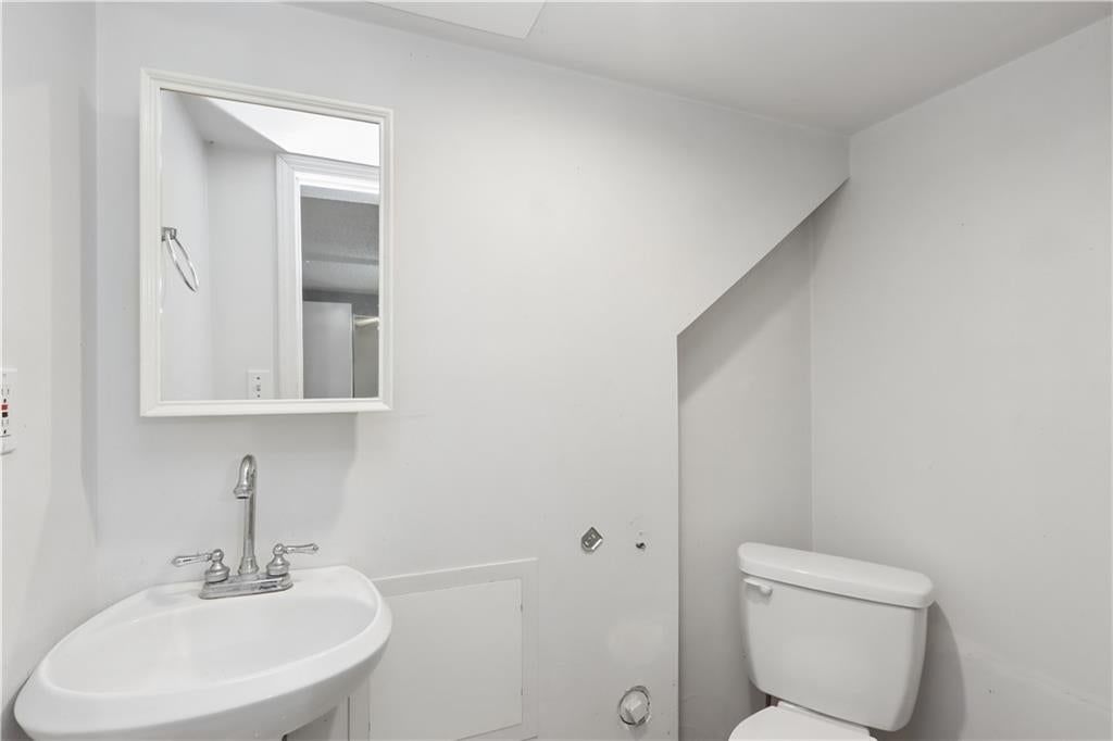 9926 N CHERRY Drive — photo 13
