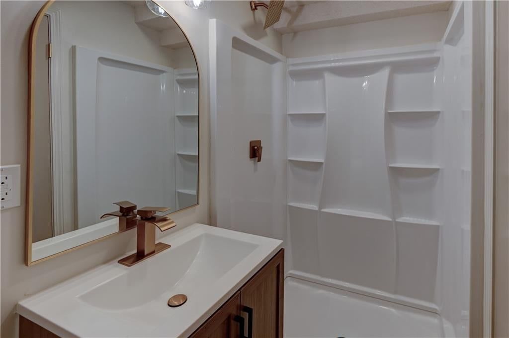 305 Sharon Drive — photo 21
