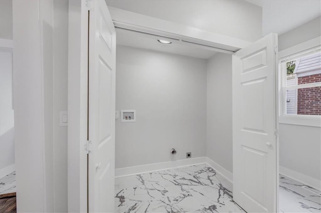 3249 Lockridge Avenue — photo 13