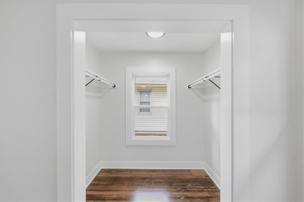 3249 Lockridge Avenue — photo 17