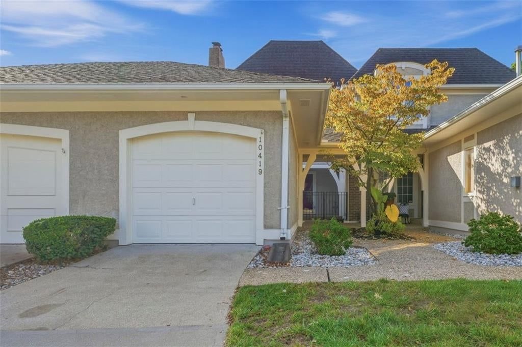 10419 Garnett Street — photo 2