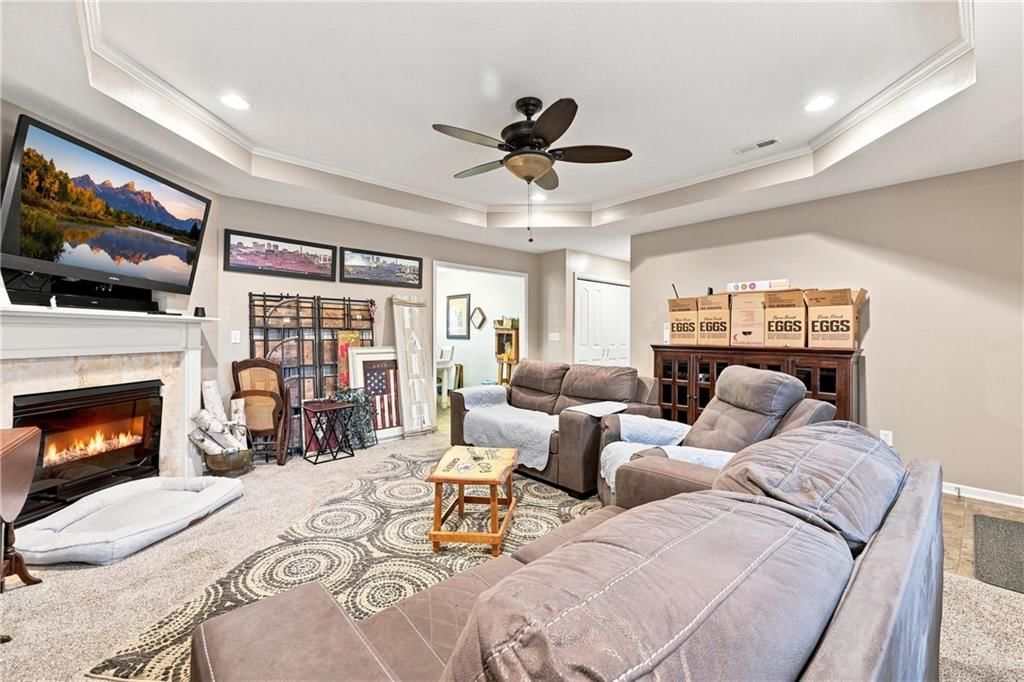 409 SW Cross Creek Drive — photo 3