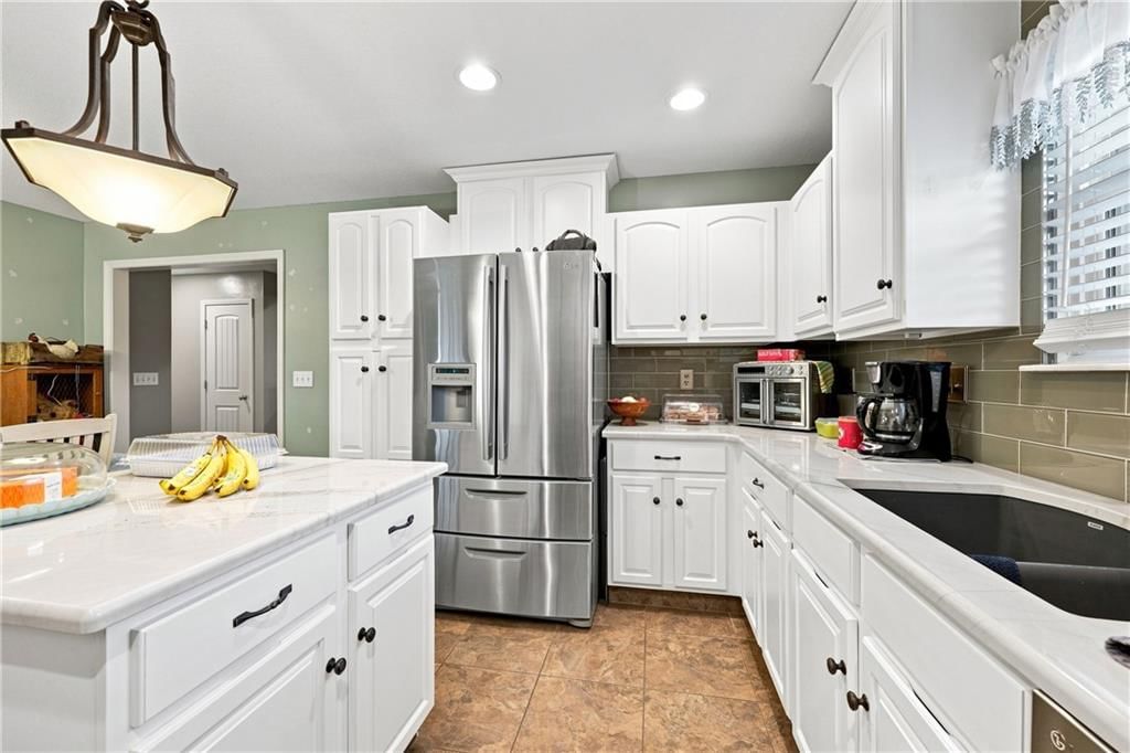 409 SW Cross Creek Drive — photo 10