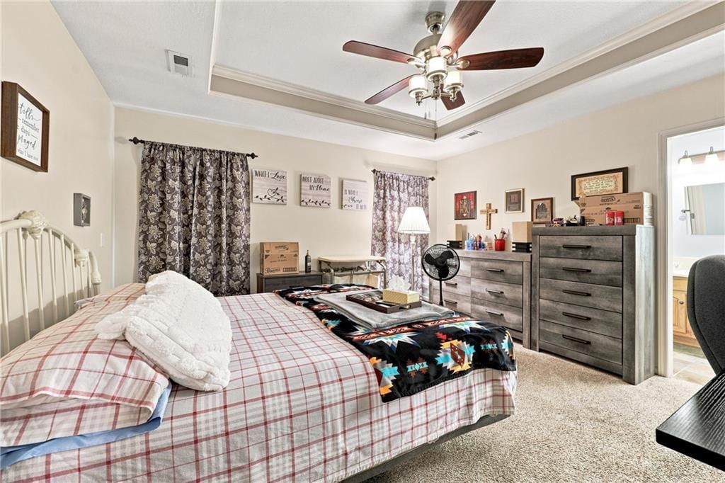 409 SW Cross Creek Drive — photo 12