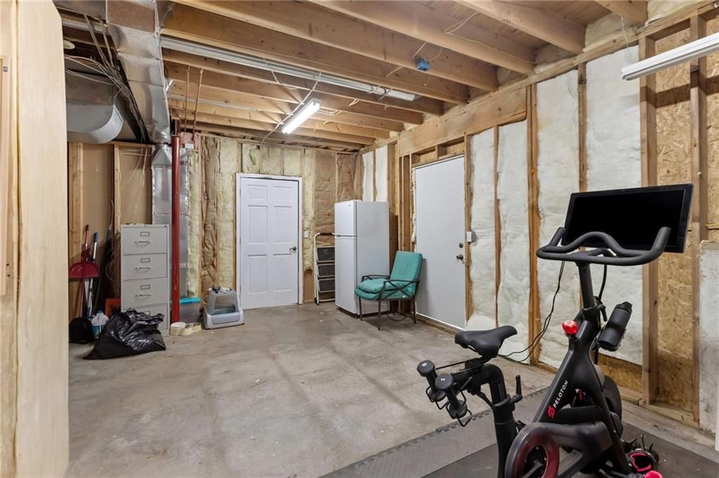 7640 N Everton Avenue — photo 33