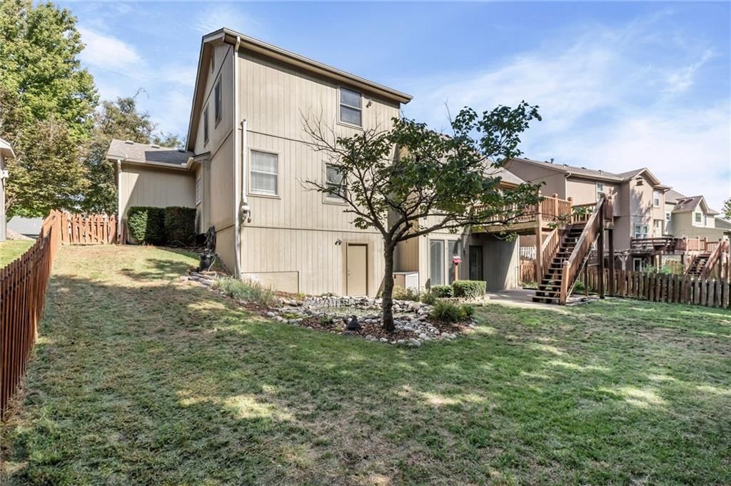 7640 N Everton Avenue — photo 37