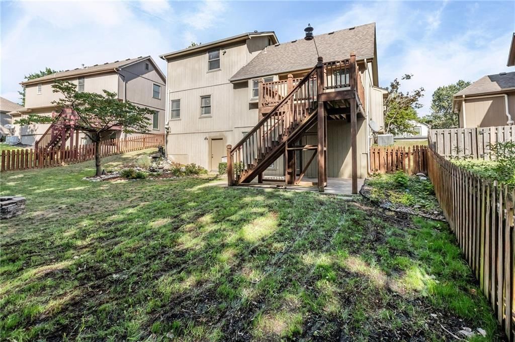 7640 N Everton Avenue — photo 39