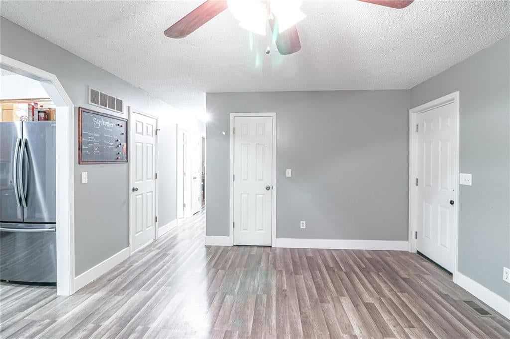 303 E Arctic Street — photo 7