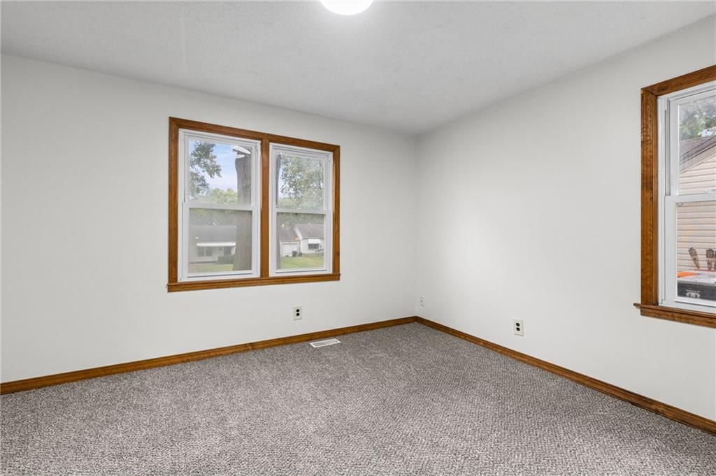 6318 Bellefontaine Avenue — photo 14
