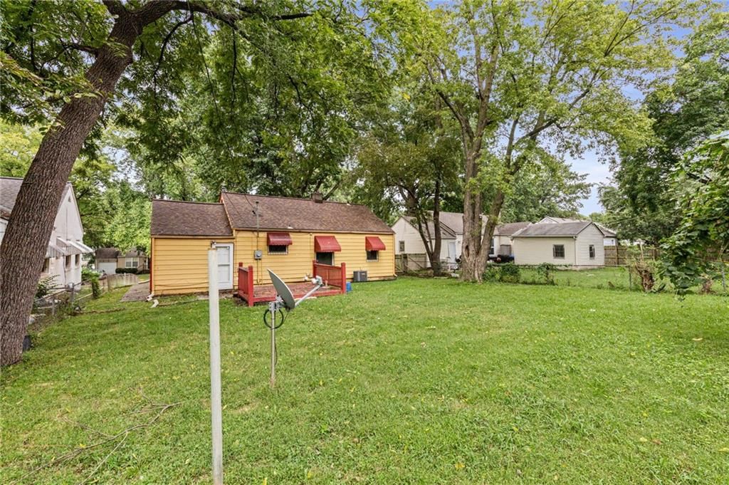 6318 Bellefontaine Avenue — photo 23