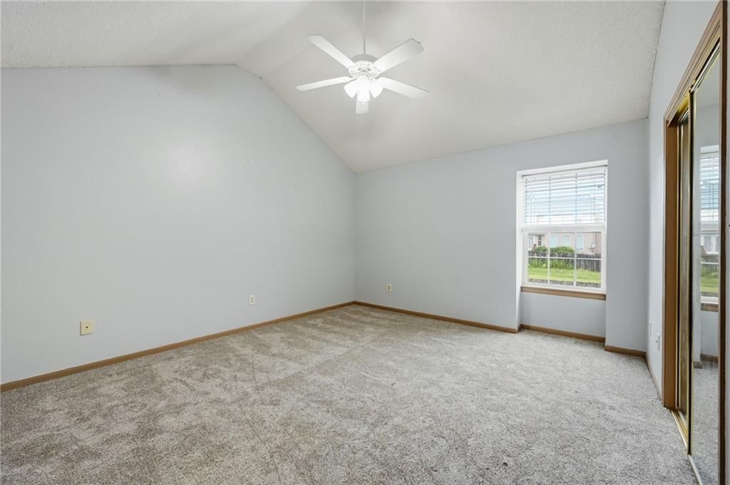 702 SE 13TH Street — photo 12